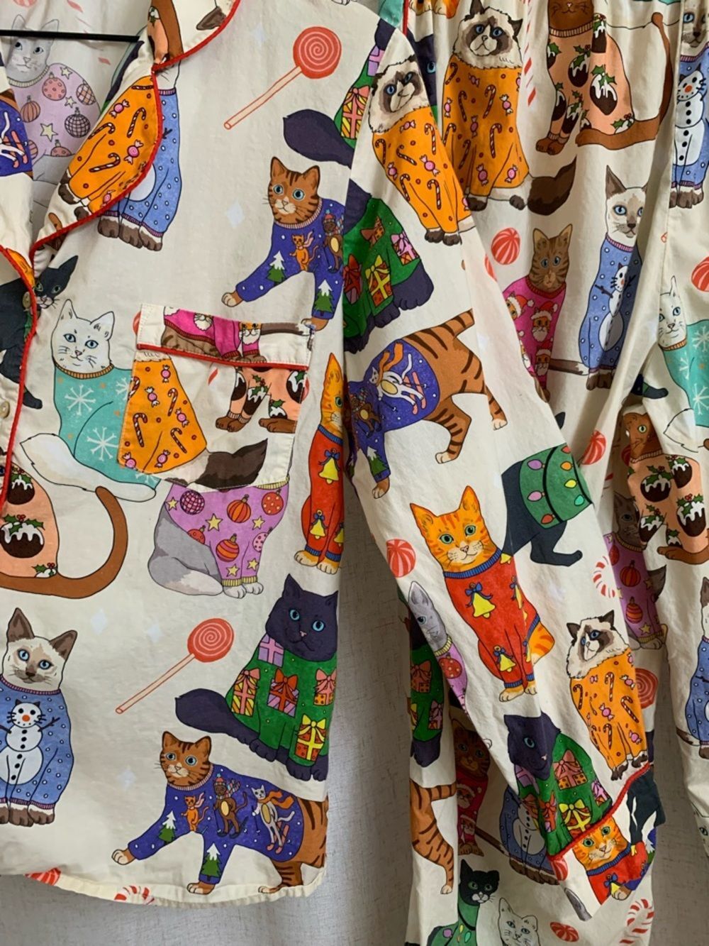 Karen Mabon Christmas Cats in Jumpers Organic Cotton Cream Cat Pajama Set - Picture 5 of 13